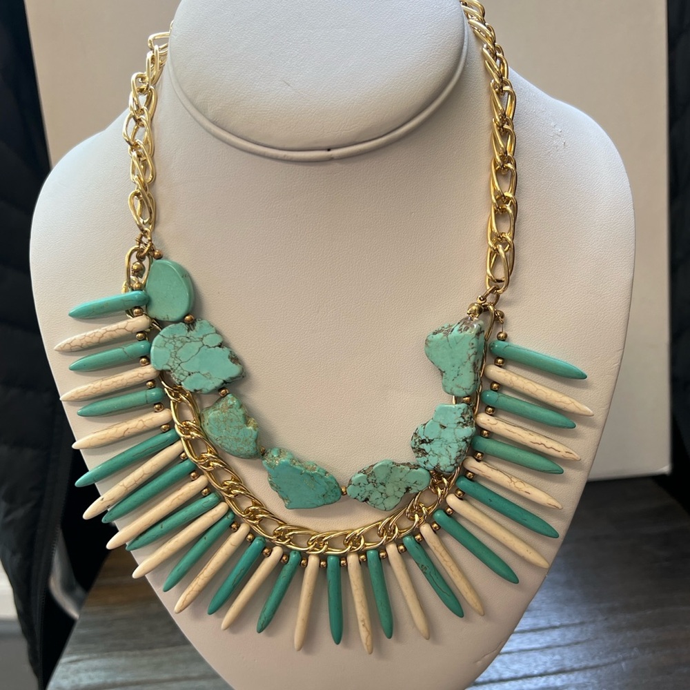 New Raw Turquoise blue and white stones 3 layer necklace, aprox 19” w/extension